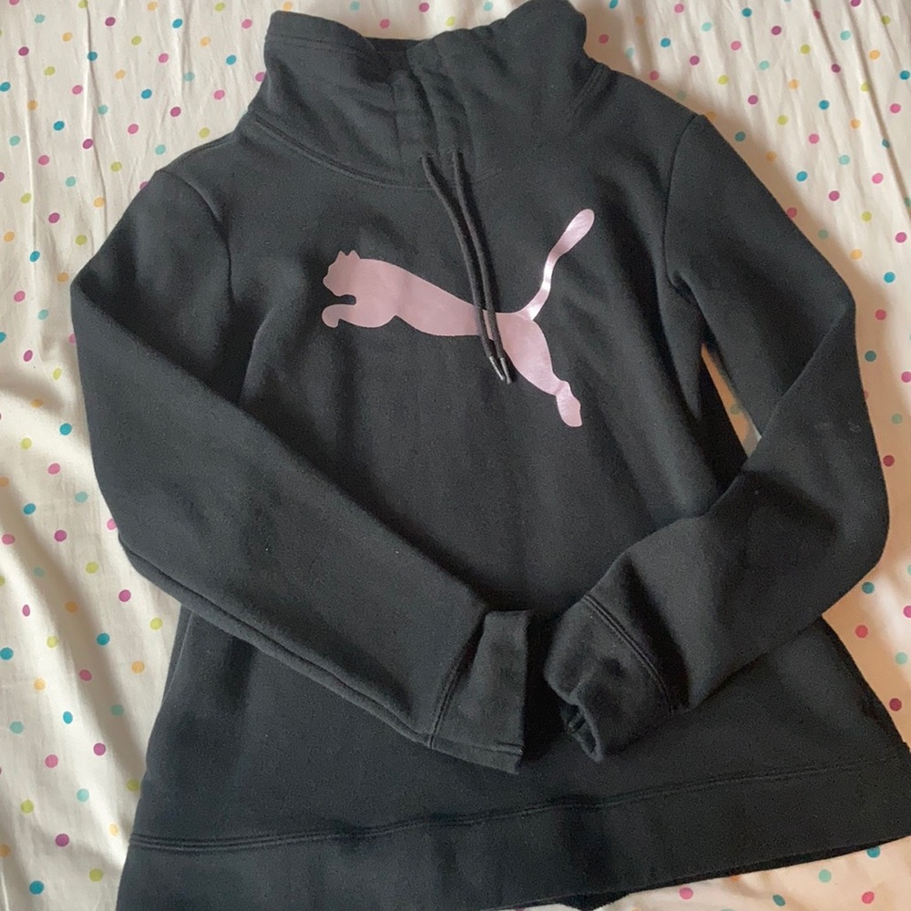 Puma Hoodie (Medium)